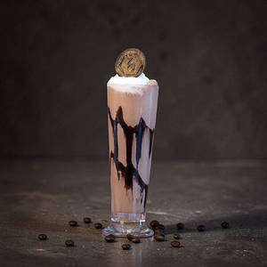 Cookie Caramel Milkshake