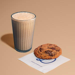 Classic Cold Coffee with Choco Chunk Cookie