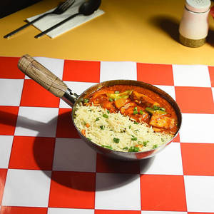 Paneer In Schezwan  Sauce Bowl
