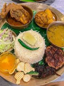 Chicken Deluxe Thali