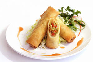 Veg Spring Roll ( 6 Pcs )
