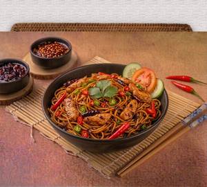Chicken Burnt Chilly Garlic Noodles