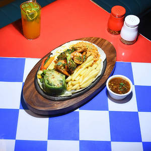 Stir Fried Prawn & Broccoli In Chilli Oyster Sauce Sizzler