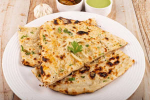 Stuff Onion Kulcha