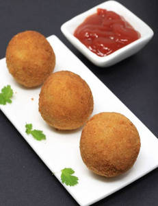 Masala Aaloo Balls ( 8 Pcs )