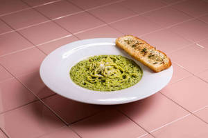 Pesto Spaghetti Pasta