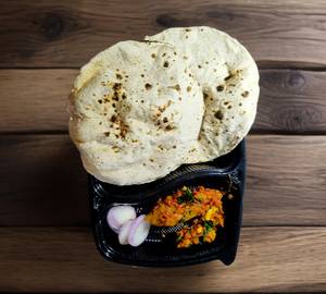 Karala paneer masala with roti