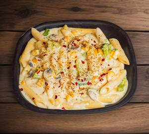 White Sauce Pasta [Veg]