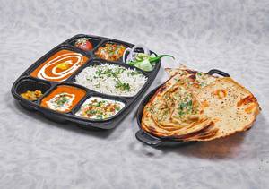 Deluxe North Indian Thali (2 Naan)