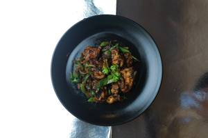 Pepper chicken  half (gravy)