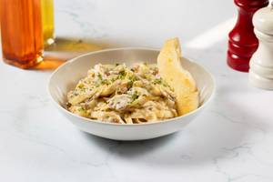Fettuccini in mushroom sauce