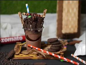 Kitkat Oreo Freek Shake