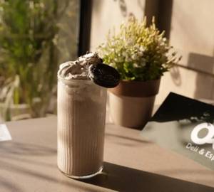 Classic Oreo Shake