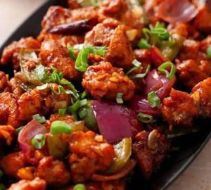 Boneless Chilli Chicken Dry
