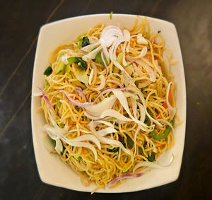Veg Hakka Noodles