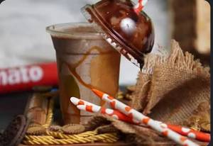 Caramel Oreo Shake