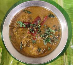 Gravy chicken chettinad