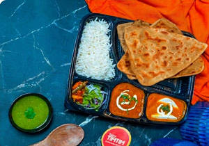 Homely Classic Veg Thali