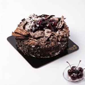 PREMIUM BLACK FOREST CAKE 1KG