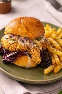 Supreme Crispy Chicken Burger