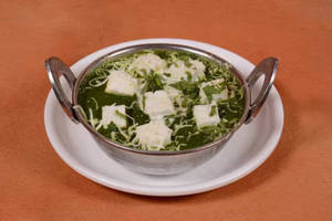 Palak Paneer Dosa