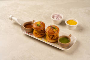 Dabeli Street Style