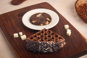 Triple Choco Waffle+Double Chunk Cookie Combo