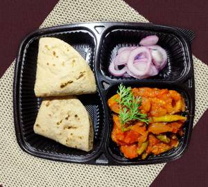 Baingan Ka Bharta With 4 Plain Tawa Roti