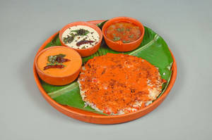 Ghee Kaaram Onion Tomato Uttapam