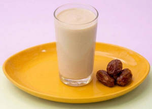 Khajoor Milkshake (325 Gms)