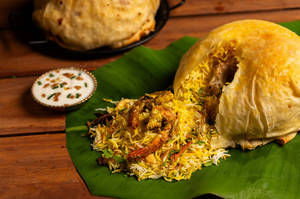 ISTANBUL PERDE BIRYANI (prawns).
