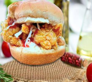 CHICKEN MOMO BURGER CHEESE 