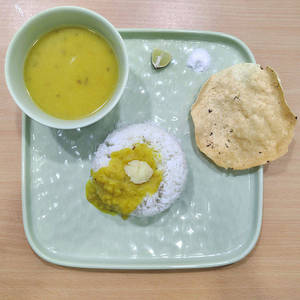 Varan Bhat