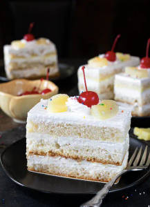 Pineapple pastry