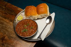 Chicken Keema Pav