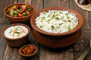 Jeera Rice Bowl with Kadai Veg Curry