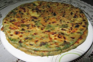 Aloo Methi Paratha