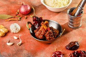 Bhuna Mangsho (4 Pcs)