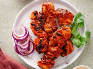 Chicken Tikka (8 Pcs)