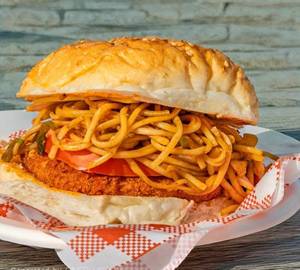 Noodles burger