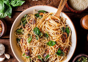 Burnt Chilly Oil Spaghetti