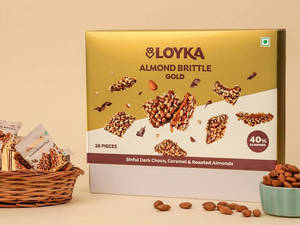 Loyka Almond Brittle Gold Box Of 28