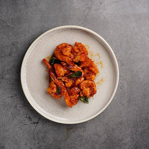 Thai Style Chilli Prawn (8 Pcs)