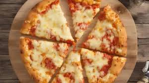 Cheese tomato pizza 
