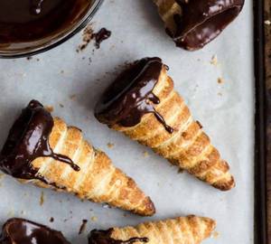 Chocolate Cream Roll
