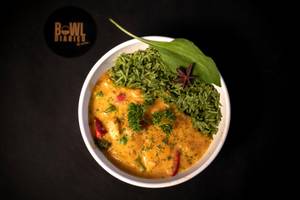 Spinach Rice With Vegetables In Tandoor Sauce