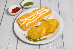 Peri-Peri Bhajiya Pav