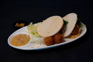 Hummus Crispy Falafel Sandwich