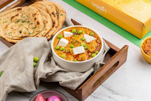 Matar Paneer + 2 Lachha Paratha