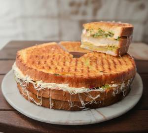 Matka Cheese Paneer Grilled Sandwich